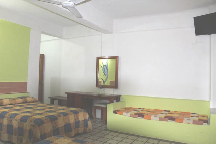 Room 14 of 40