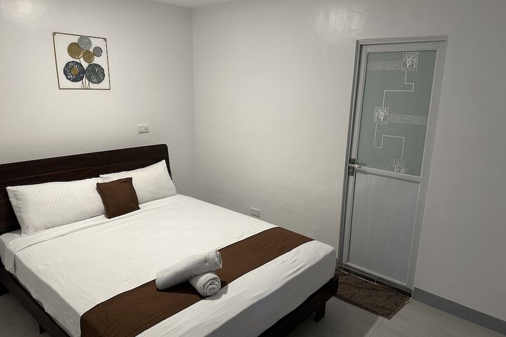 Room 10 of 23