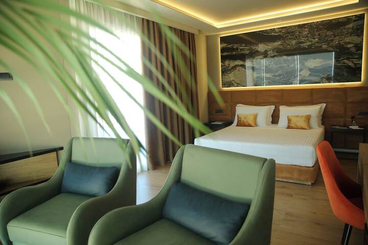 Room 4 of 29