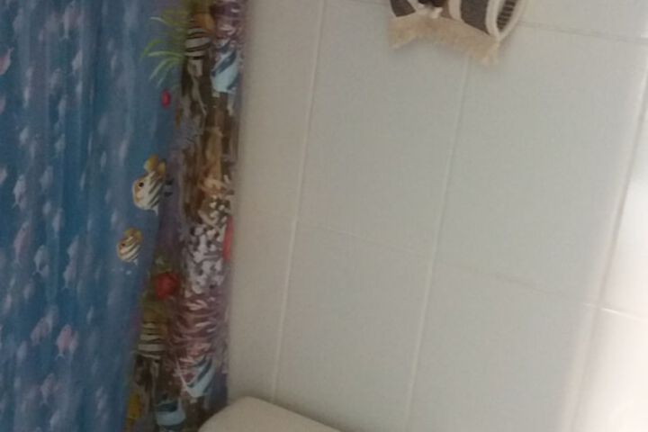 Room 42 of 72