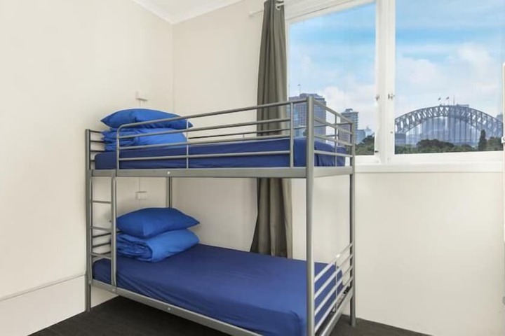 Room 8 of 15