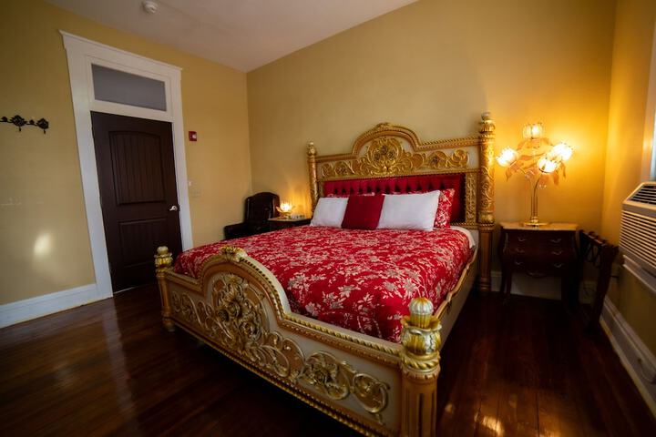 Oriental Premium Sytle King Bed (37 of 139)