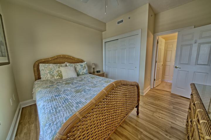 Room 7 of 35
