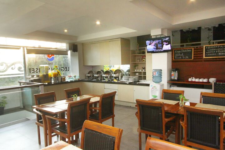 Dining Photos
