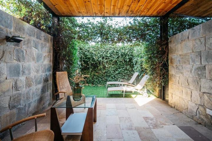Terrace/Patio 51 of 112