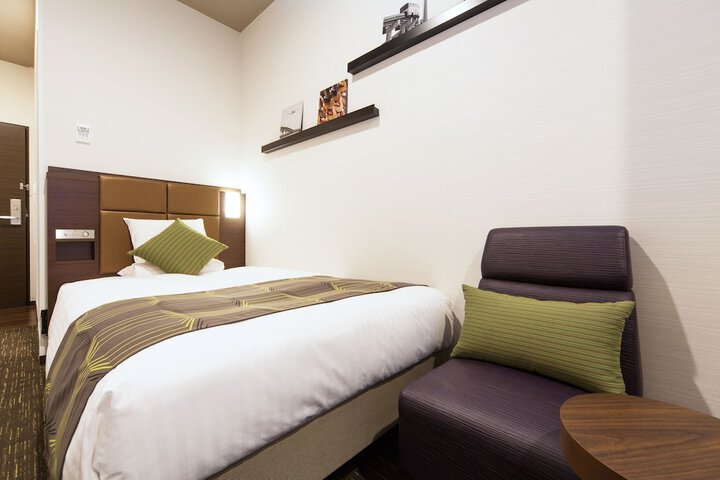 Room 40 of 86
