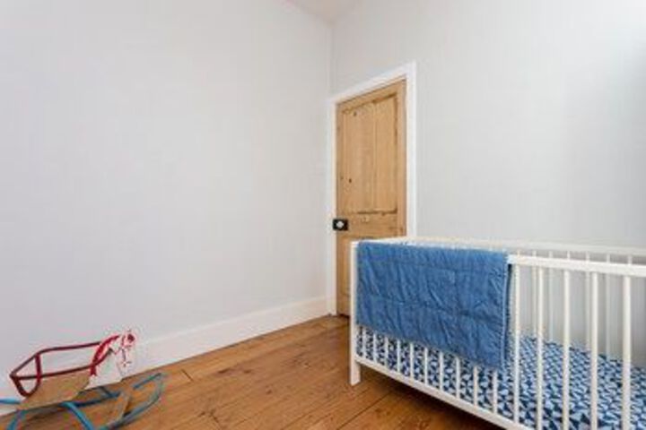 Room 11 of 48