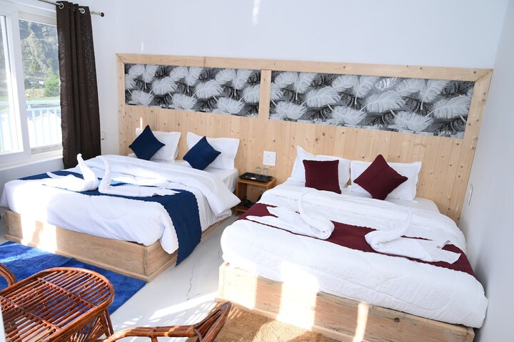 Room 4 of 30
