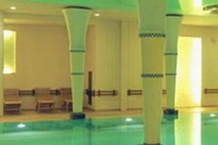 Pool 18 of 31
