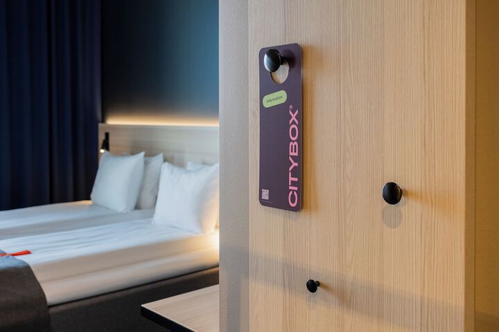 Room 80 of 121