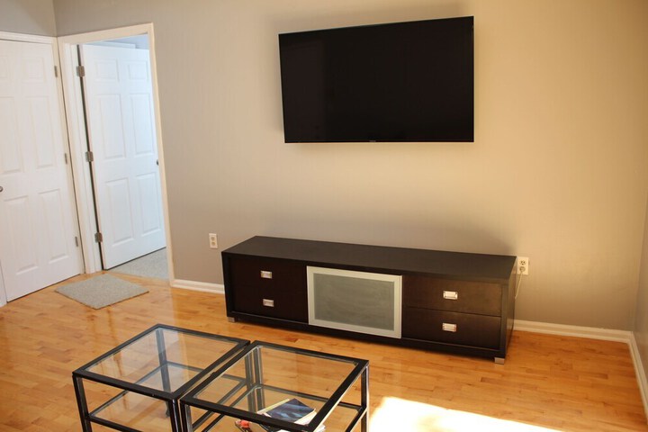 Room 4 of 20