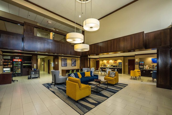 Lobby Entry