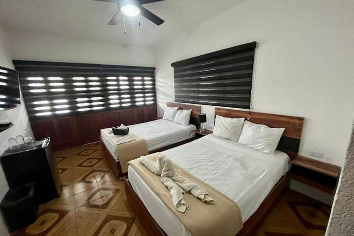 Room 4 of 108
