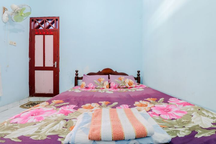 Room 14 of 33