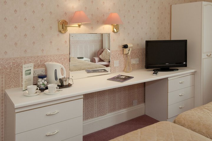 Room 9 of 44