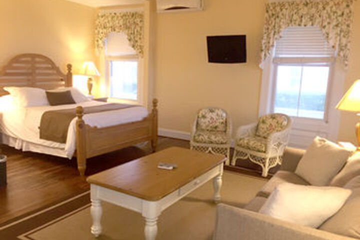 Room 25 of 51