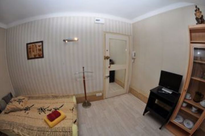 Room 85 of 234