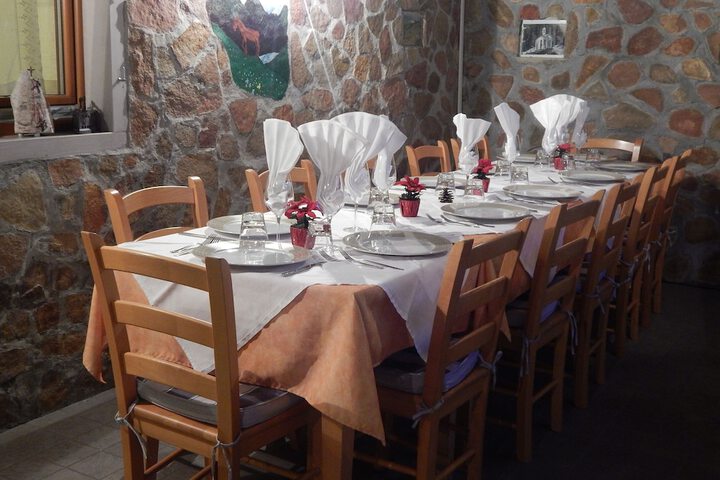 Dining 33 of 69