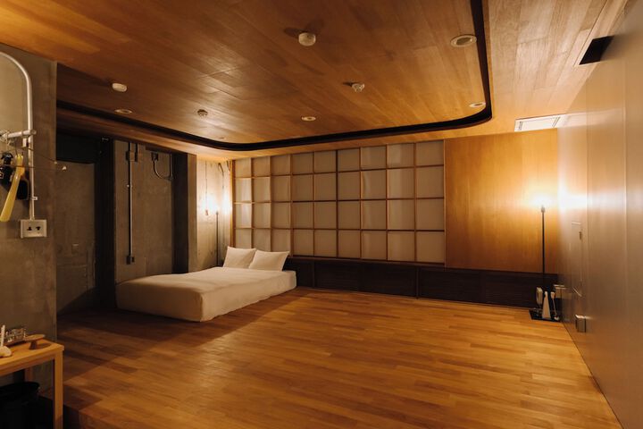 Hotel Interior 90 of 100