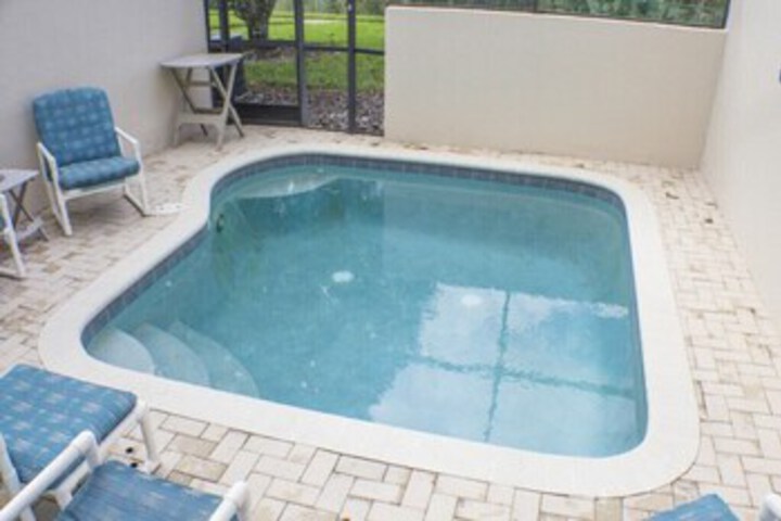 Pool 8 of 12