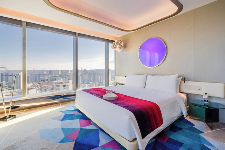 Room 63 of 168
