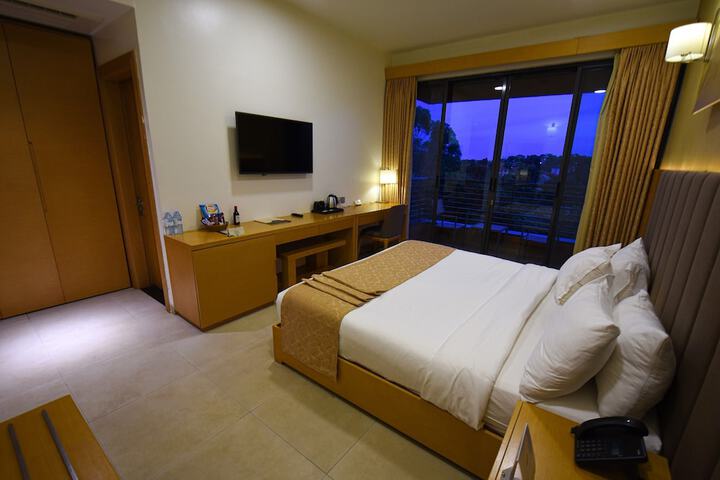 Room 22 of 61
