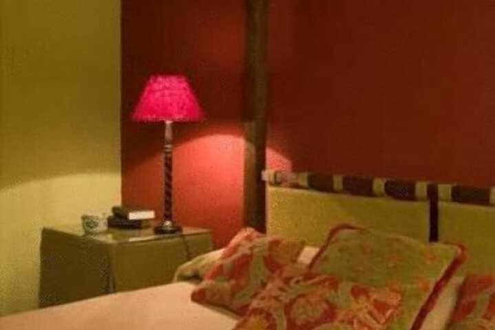 Room 20 of 36