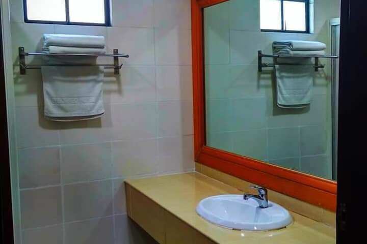 Room 26 of 32