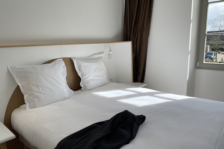 Room 20 of 80