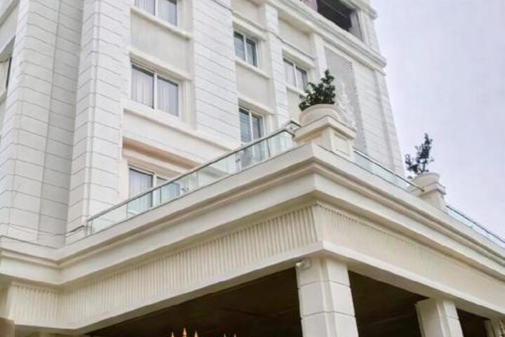 HOTEL ANAND CONTINENTAL