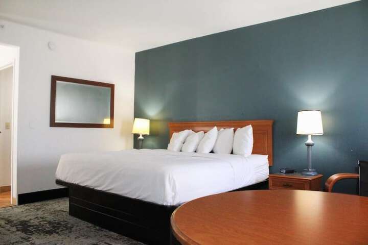 Room 15 of 29