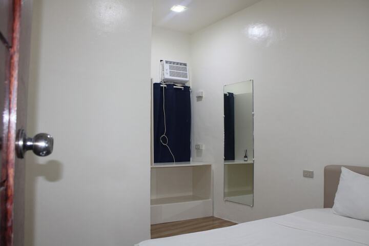 Room 20 of 83