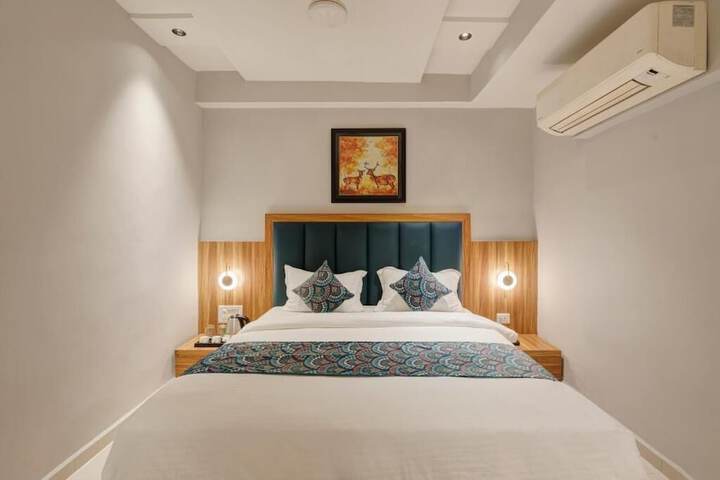 Room 17 of 39