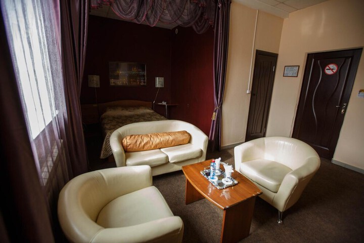 Room 42 of 62