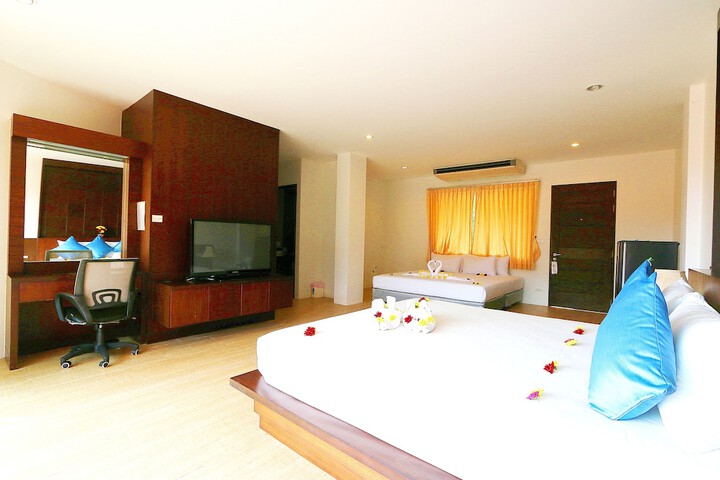 Room 20 of 76