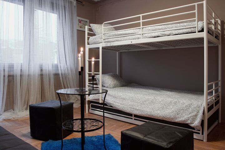 Room 9 of 45