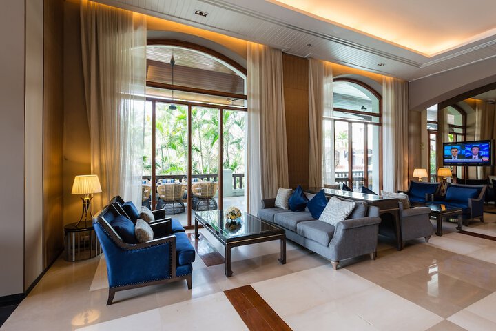 Lobby Entry
