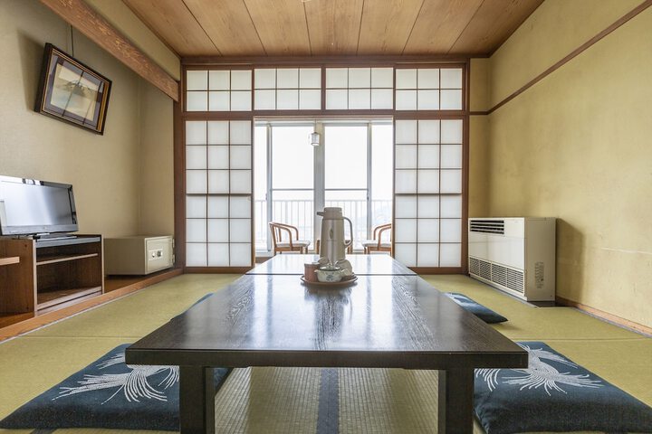 Room 14 of 52