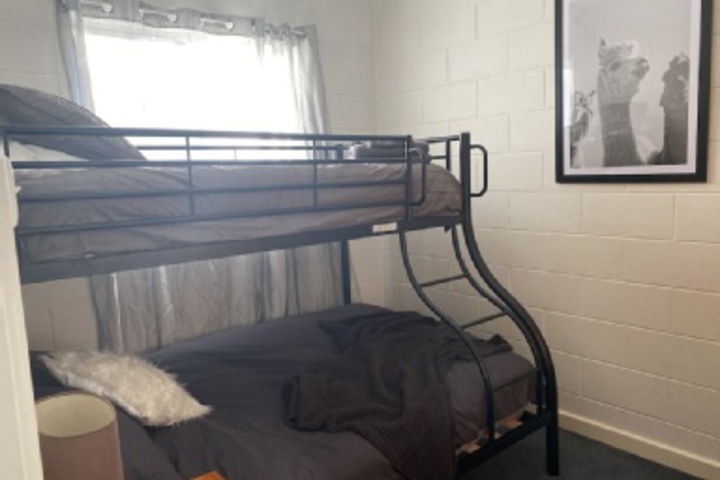 Room 83 of 204