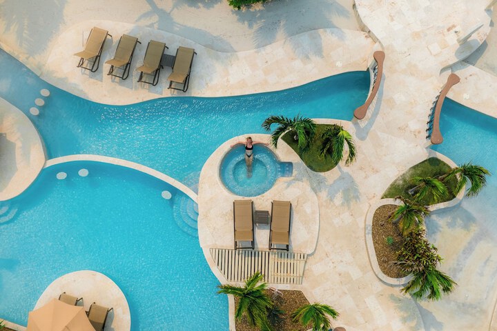 Pool 119 of 138