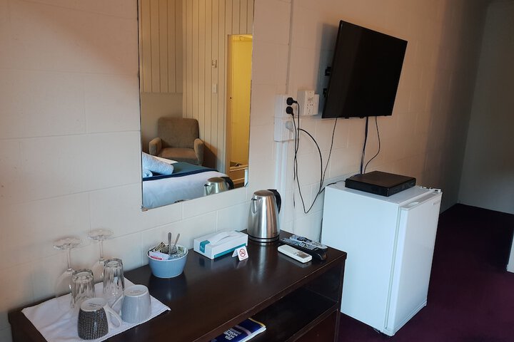 Room 11 of 39