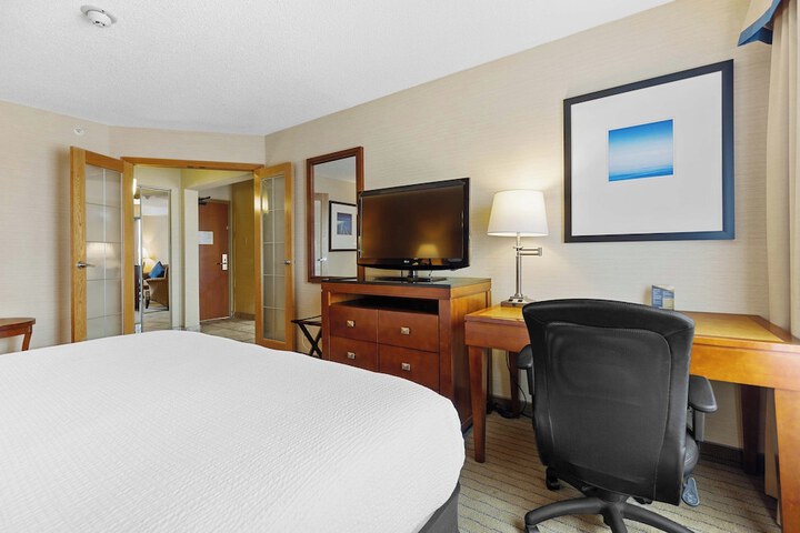 Room 14 of 35