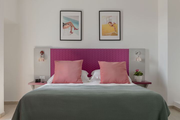 Room 10 of 61