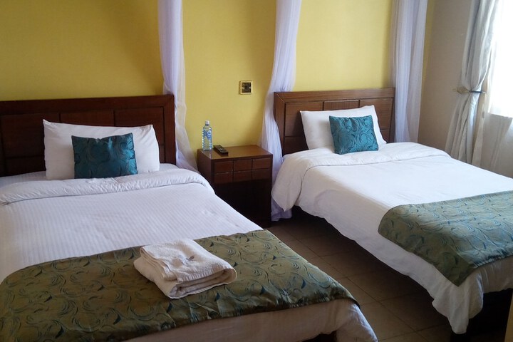 Room 6 of 37