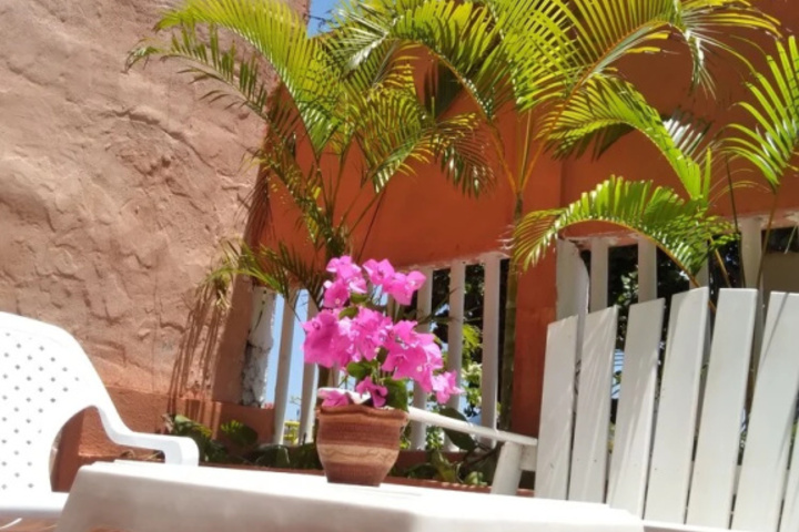 7PN-1A CASA CON ACCESO AL MAR