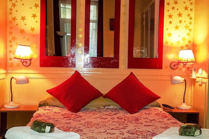 Room 8 of 67