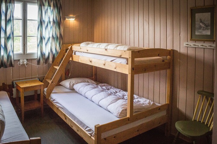 Room 13 of 31