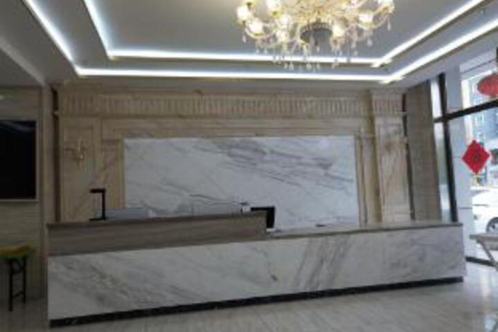 Horgos Huatian Hotel