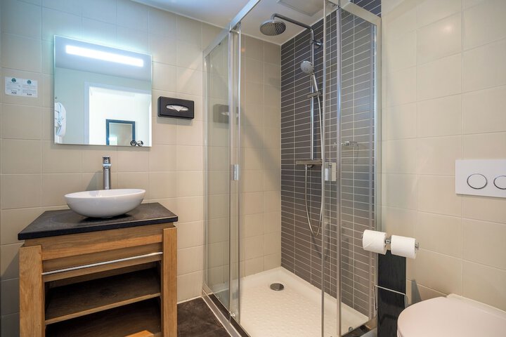 Bathroom Interior Photo