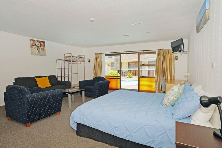 Room 25 of 52